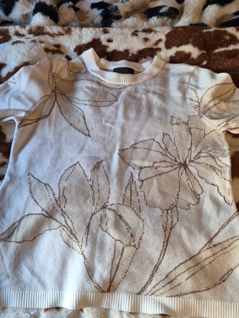 Rachel Roy Cream Sweater with Brown Floral Sketch Size M